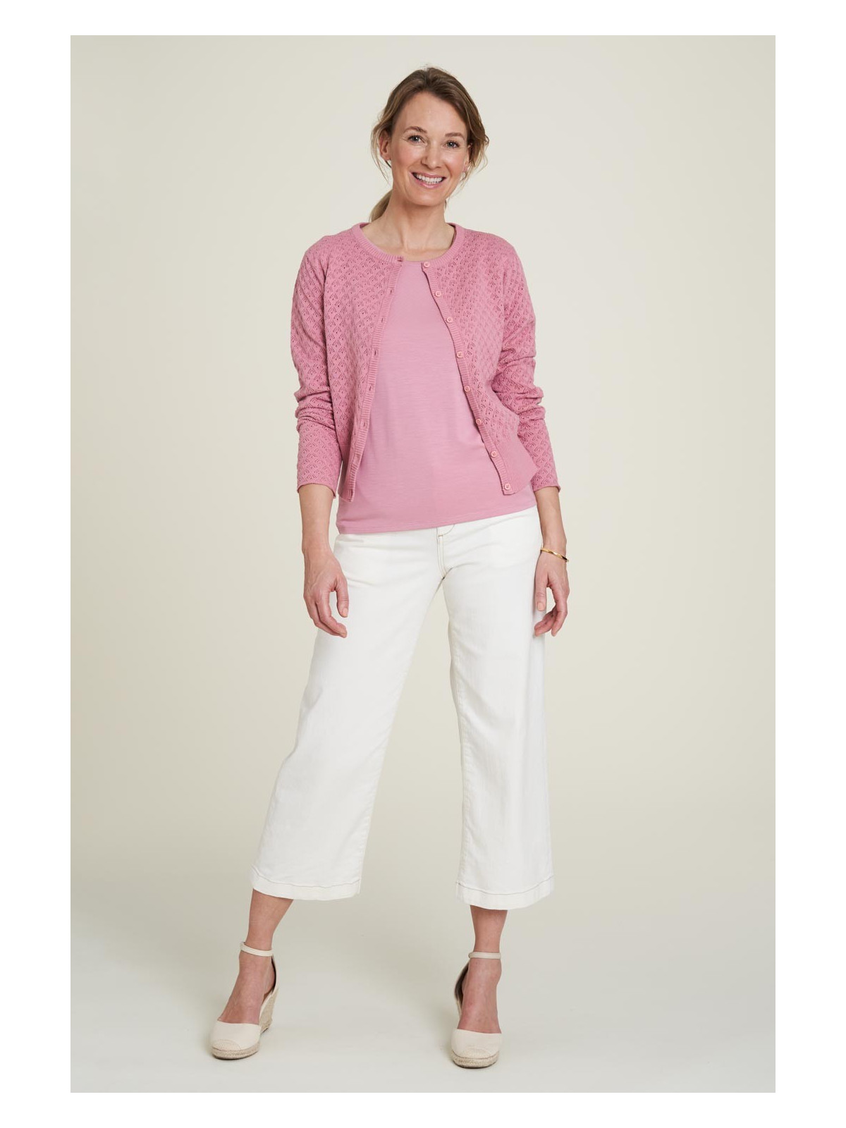 tee-shirt femme col rond manches courtes en tencel rose