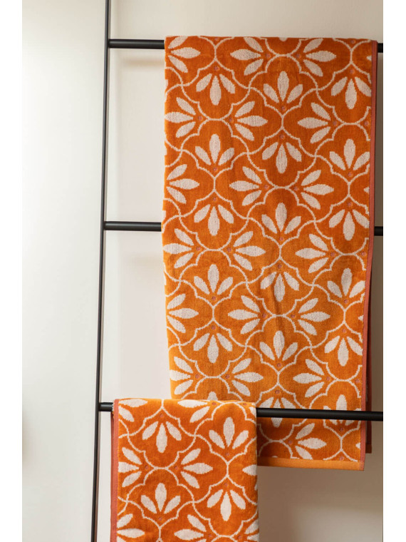 serviette de toilette fleurs écrues sur fond orange