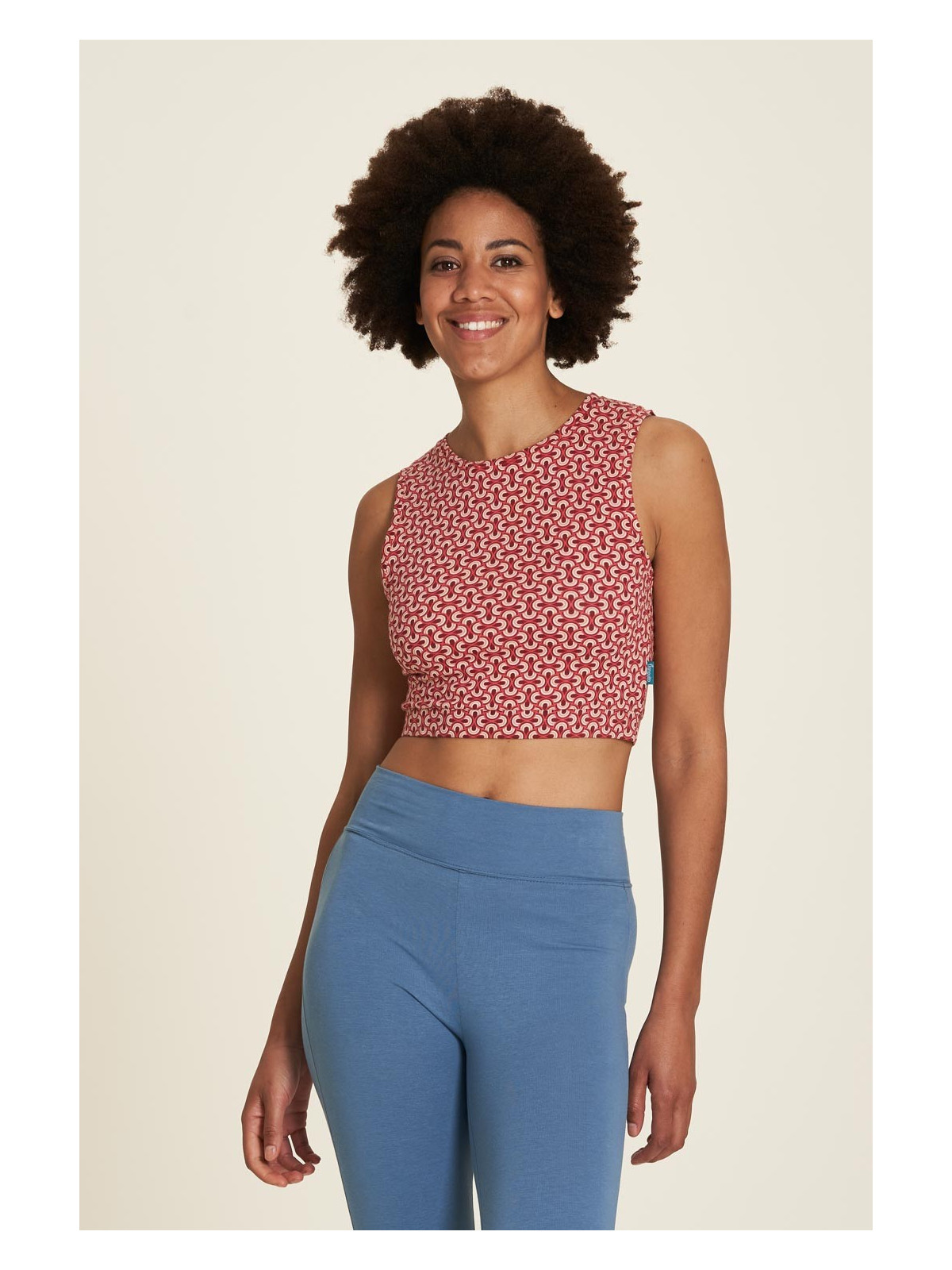 crop top femme imprimé vagues rouges sur fond blanc