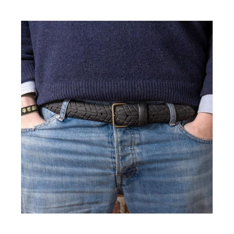Ceinture Large en Recyclage de Pneu de Vélo - La Vie est Belt