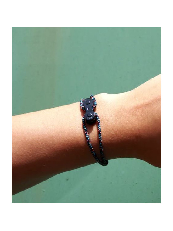 bracelet corde d'escalade noir avec petits points de couleurs oranges et verts