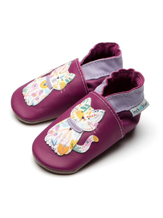 chaussons en cuir motifs chat sur fond rose semelles antidérapantes