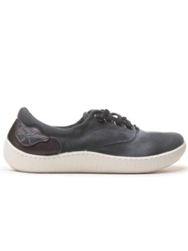 basket en toile grises semelles blanches soleil sur le côté