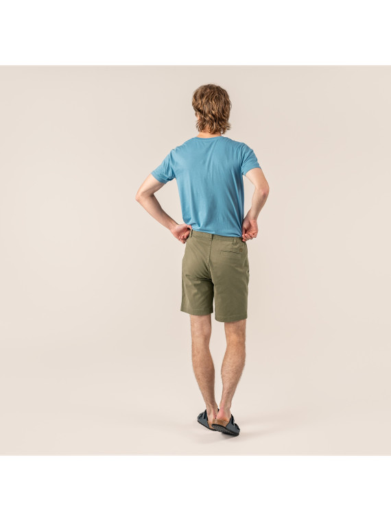 bermuda homme couleur lierre (kaki) taille élastique fermeture éclair et bouton