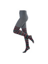 collants rayés sur fond gris