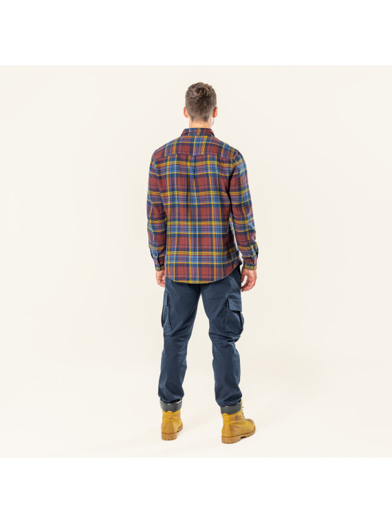 chemise de flanelle à carreaux bordeaux et bleu