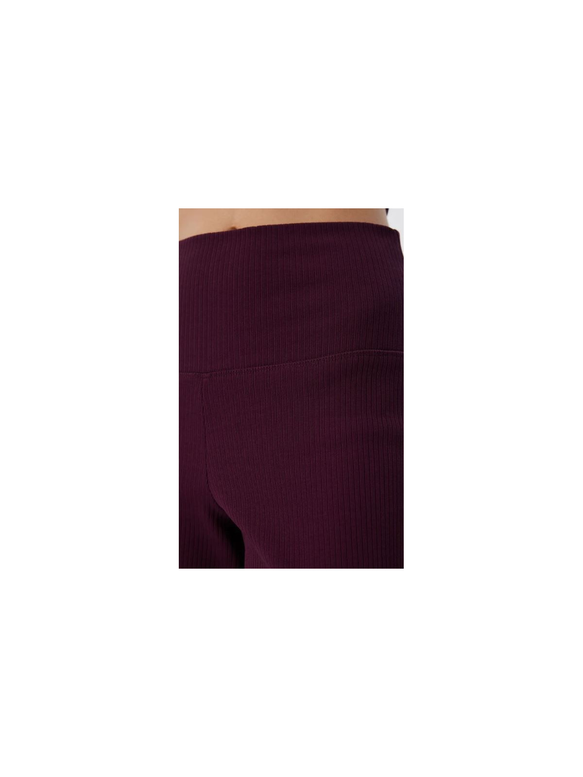 pantalon coupe droite large à côtes couleur aubergine taille élastique