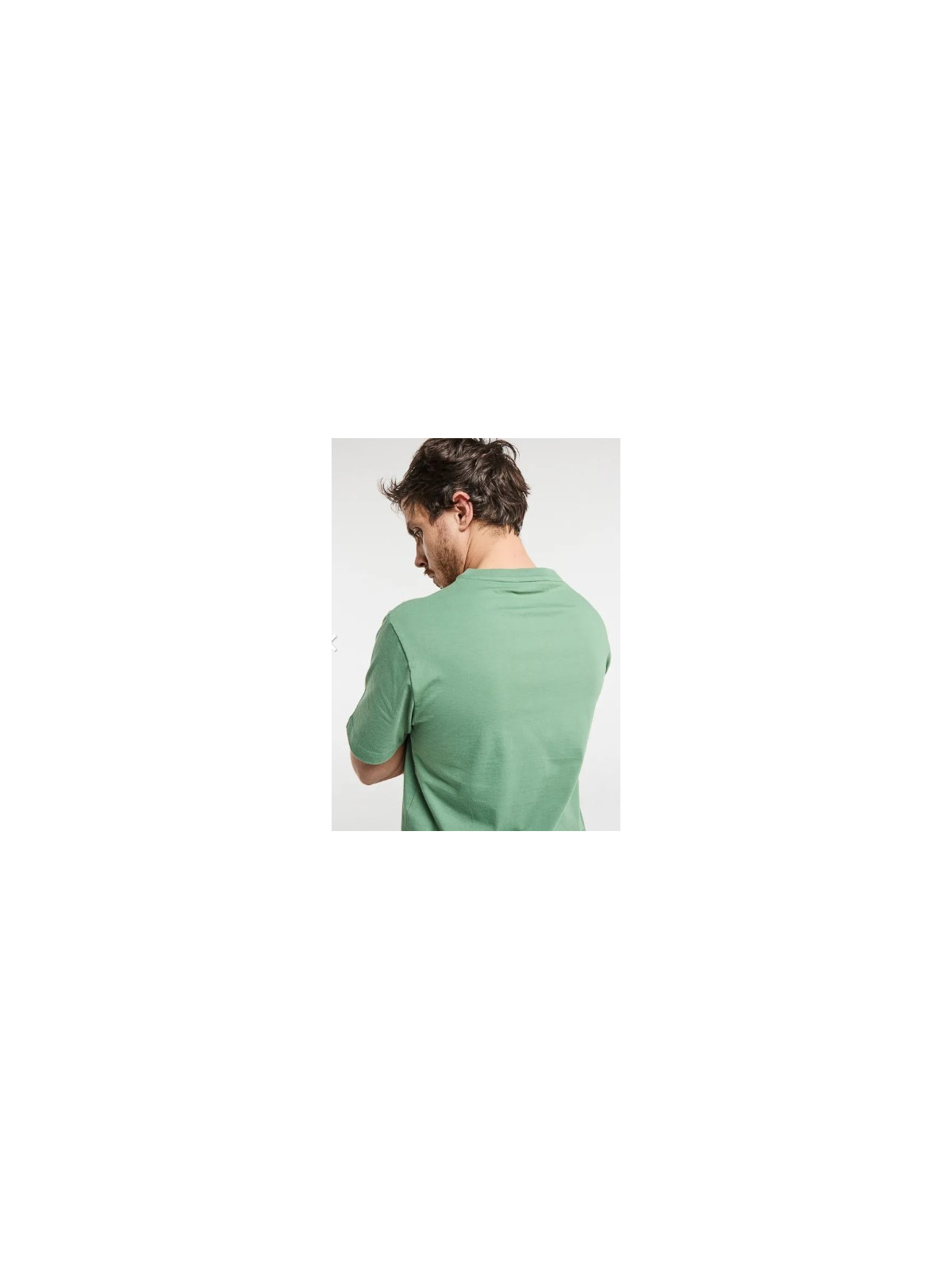 tee-shirt homme vert avec broderie vélo lila sur la poitrine