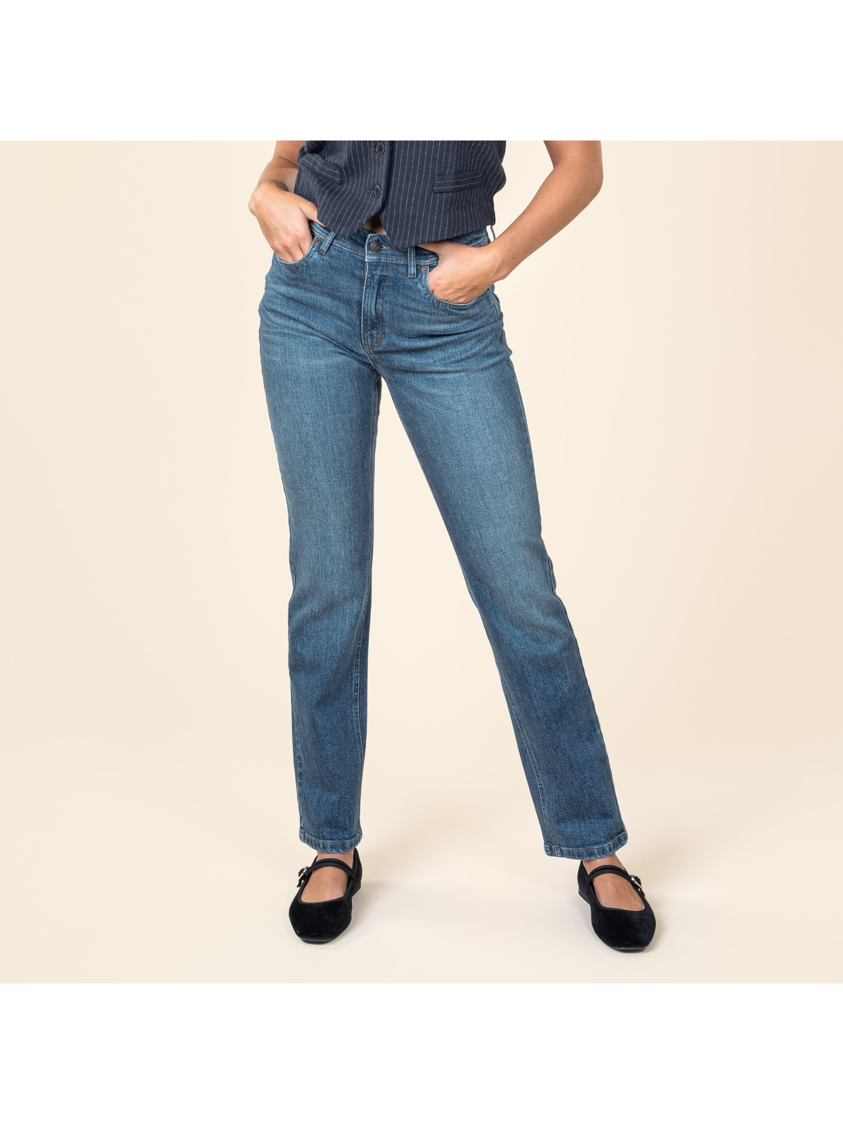 jeans femme denim taille haute coupe droite