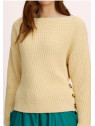 pull tricoté en coton bio couleur vanille col bateau