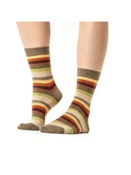 chaussettes rayées taupe orange et jaune