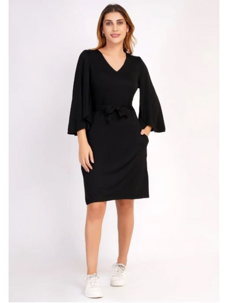 robe noire coupe ample manches 3/4 ceinture col V