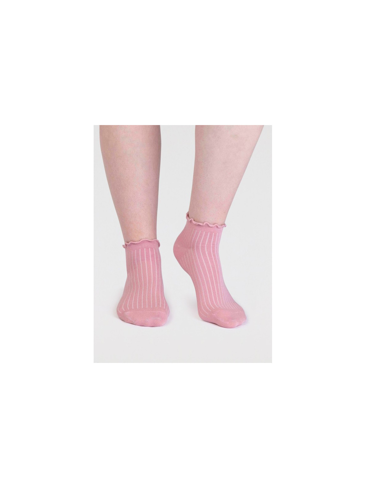 Socquettes unies vieux rose avec volant sur le haut