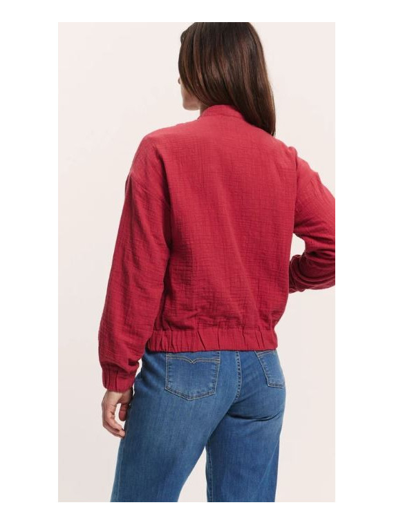 blouson court et large en mousseline rouge grenat