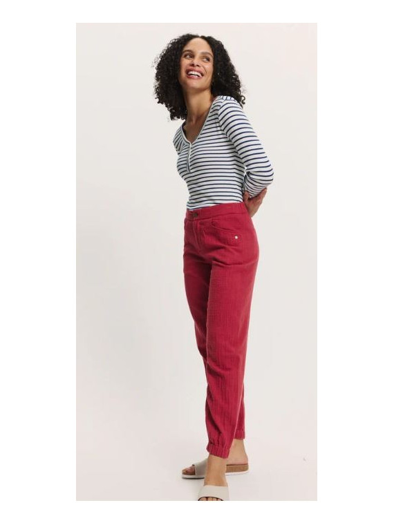 Pantalon fluide en mousseline rouge grenat