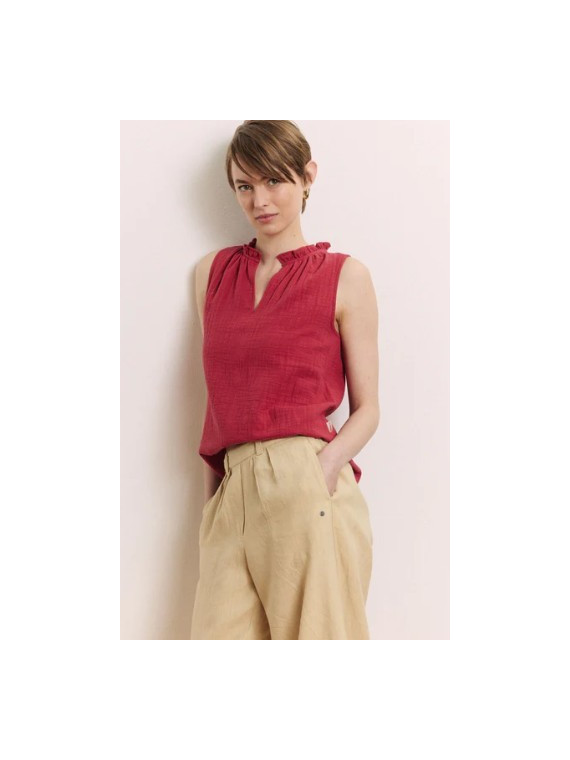 chemisier sans manche avec col froncé en mousseline rouge grenat