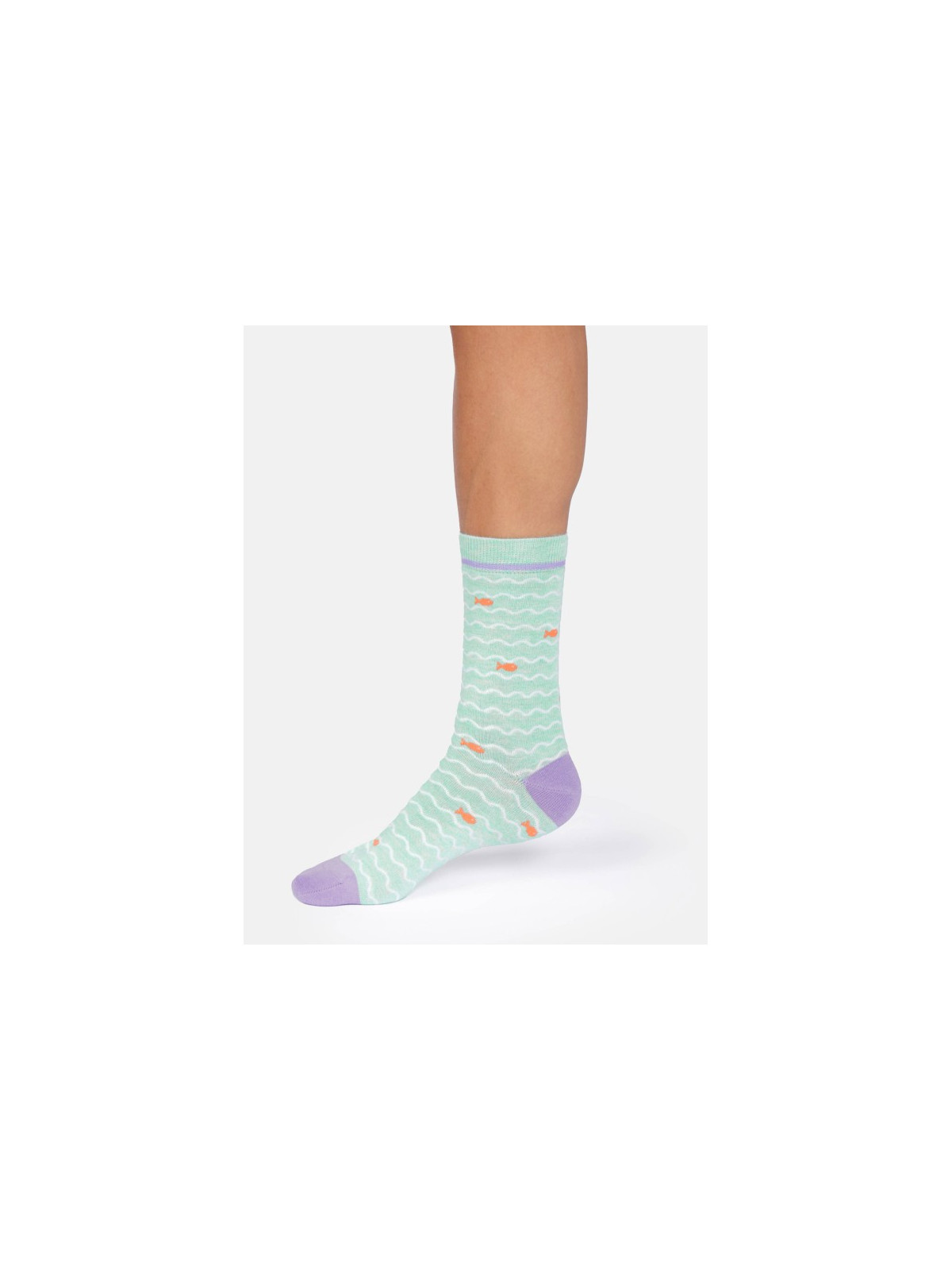 chaussettes vert pastel motifs poissons et vagues talon et pointe couleur lavande