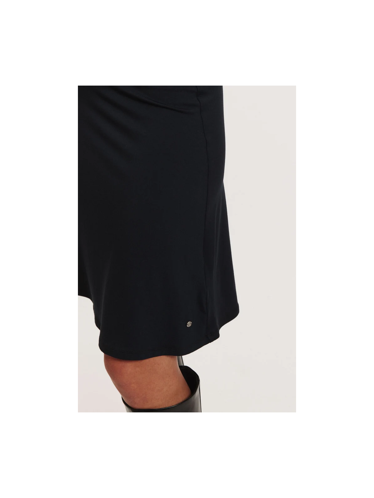 Jupe mi-longue pour Femme en Ecovéro noir uni- Tranquillo