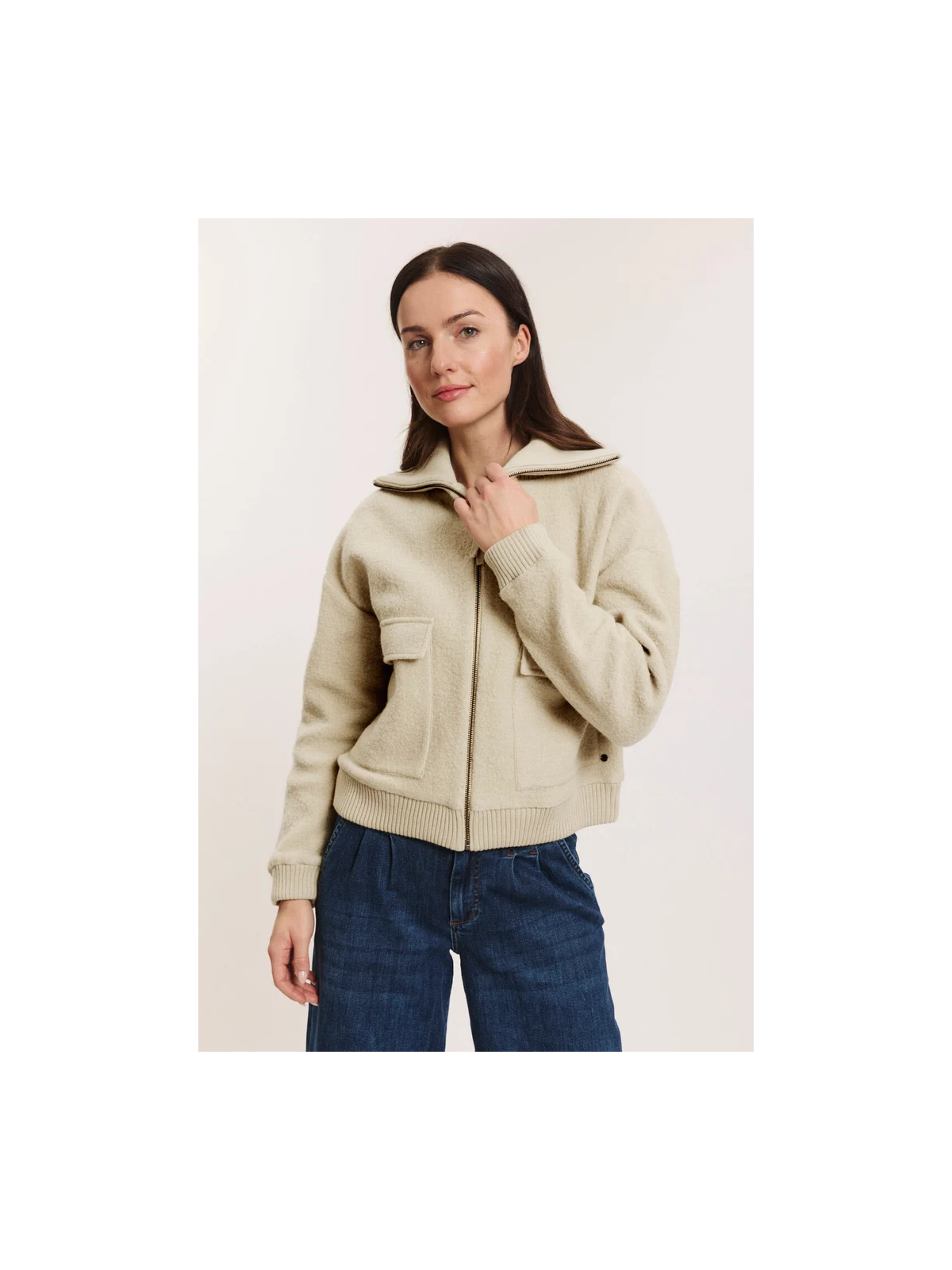 Veste en laine bouillie couleur sable