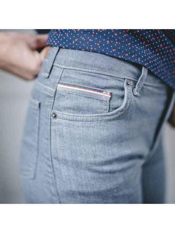 Jeans "Betty" slim matières recyclées gris